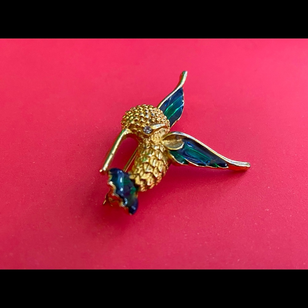 Hummingbird Gold Toned Enamel Pin Brooch